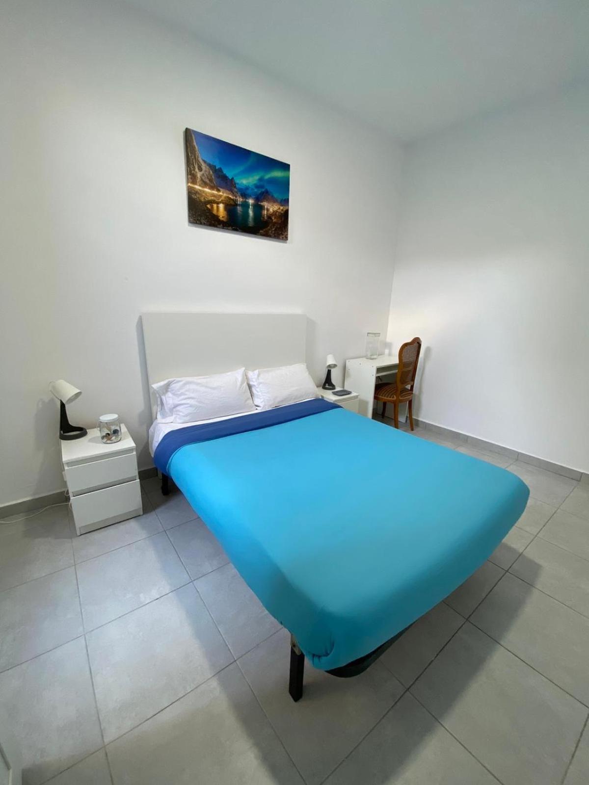 Apartament Habitacion Para Tu Estadia Corta En Bcn Barcelona Zewnętrze zdjęcie